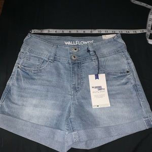 blue denim short shorts